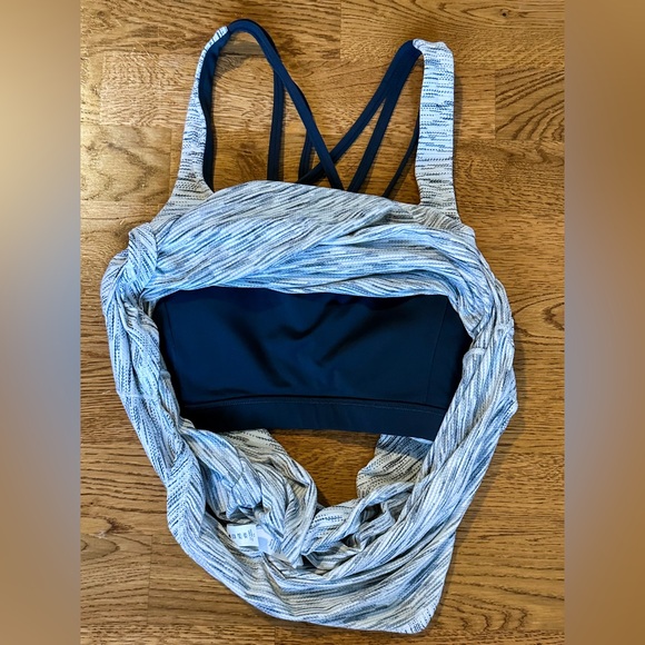 Lululemon🍋 Free To Be Serene Tank Tiger Space Dye Black White/Deep Coal Size 8 - Picture 7 of 13